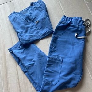💙FIGS CEIL BLUE PANTS🩵